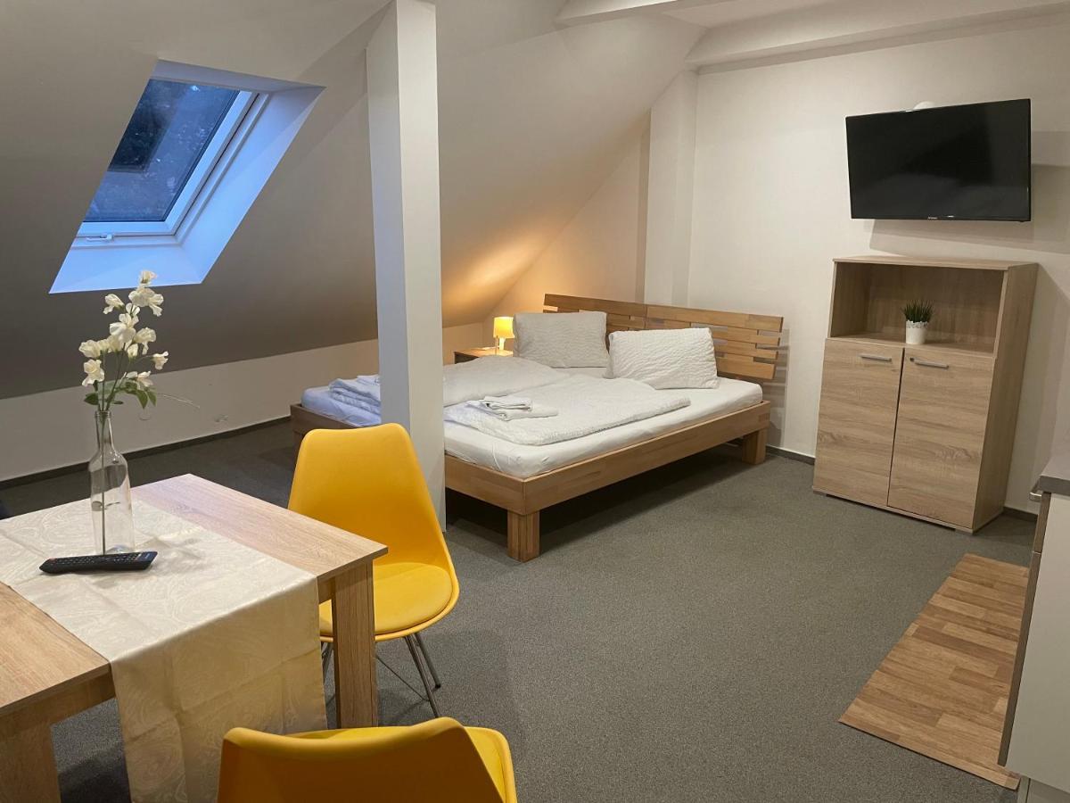Mikulov Inn - Apartments Slunce Esterno foto