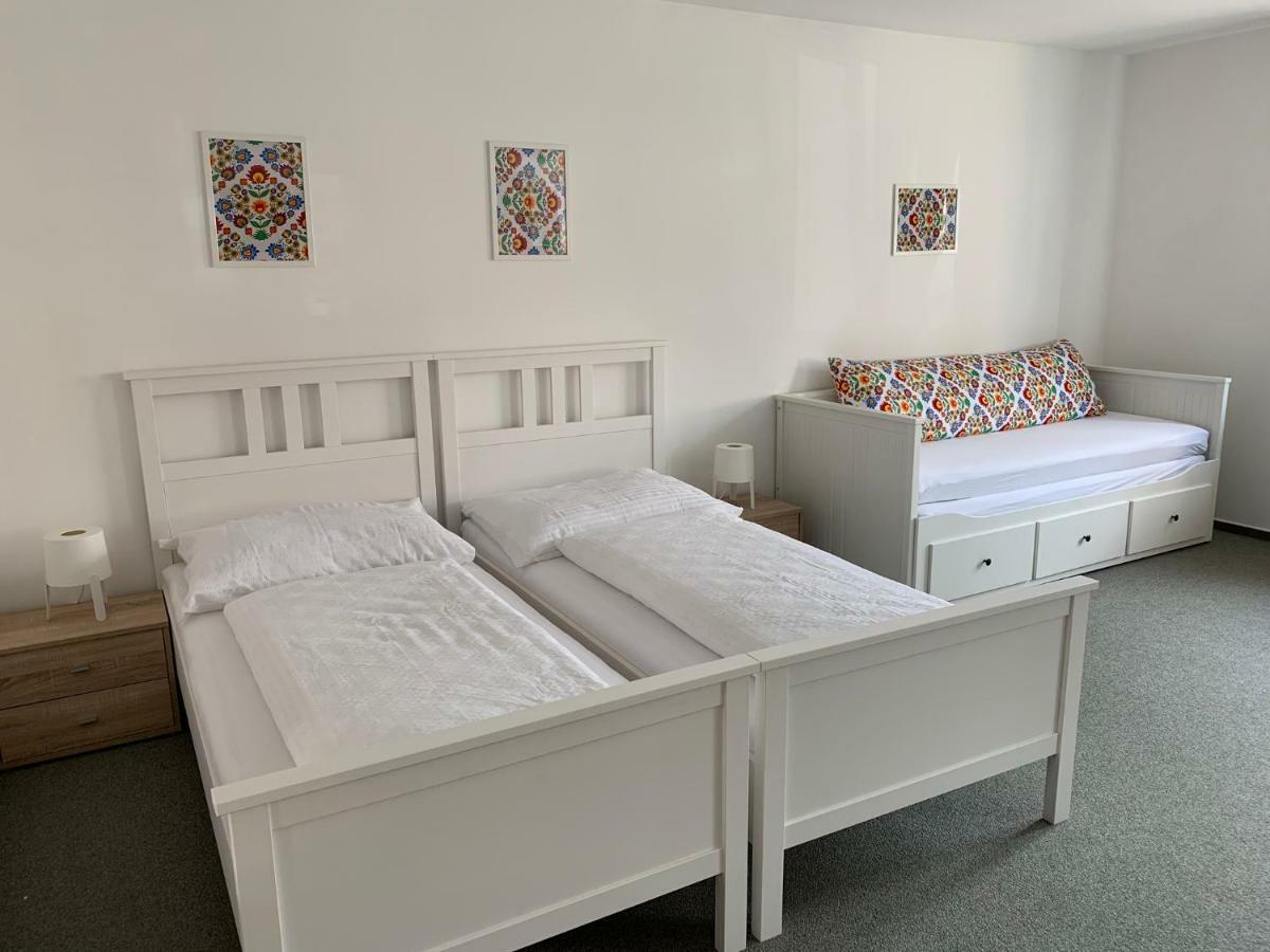 Mikulov Inn - Apartments Slunce Esterno foto